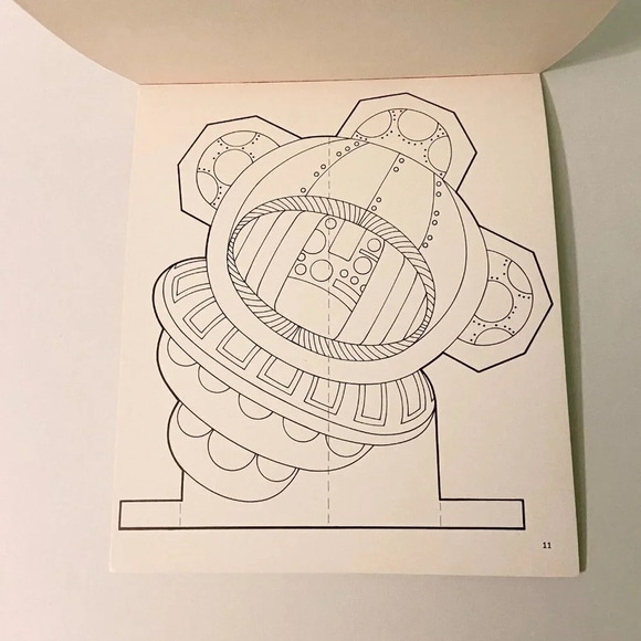 Vintage Buki Ltd Space 12 Pictures Colour and  Cut Out Activity Book - Picture 11 of 12